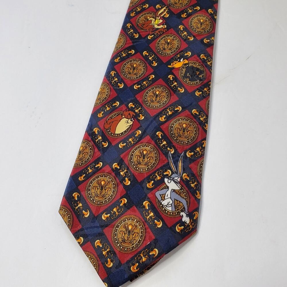 Looney Tunes VTG Mania Tie polyester 1995 Bugs Bunny Willie coyote